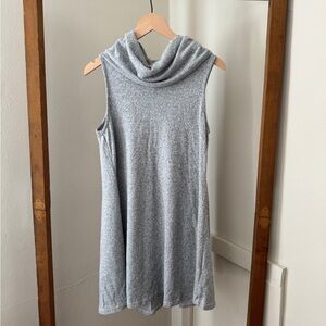 TCEC Heather Gray Knit Top